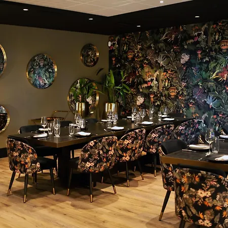 The Originals Boutique, La Maison Rouge, Lens Ouest מלון 3*