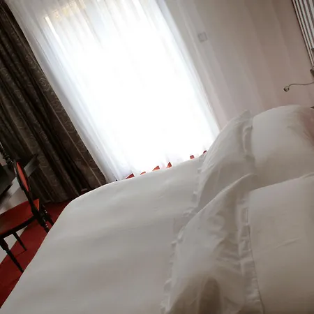 The Originals Boutique, La Maison Rouge, Lens Ouest 3* Noeux-les-Mines