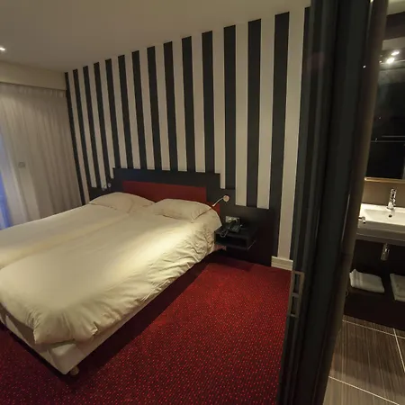 The Originals Boutique, La Maison Rouge, Lens Ouest