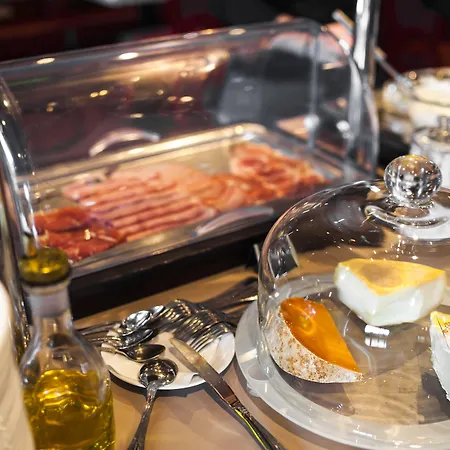 מלון The Originals Boutique, La Maison Rouge, Lens Ouest Noeux-les-Mines