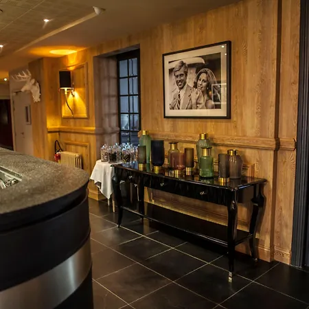 The Originals Boutique, La Maison Rouge, Lens Ouest