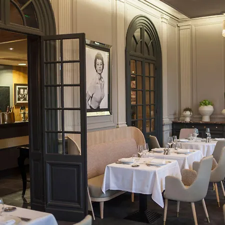 The Originals Boutique, La Maison Rouge, Lens Ouest מלון Noeux-les-Mines