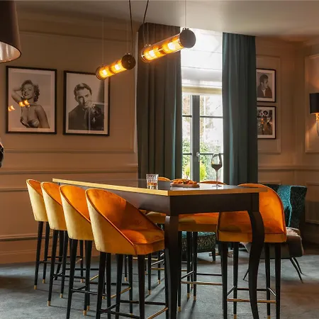 מלון The Originals Boutique, La Maison Rouge, Lens Ouest 3*