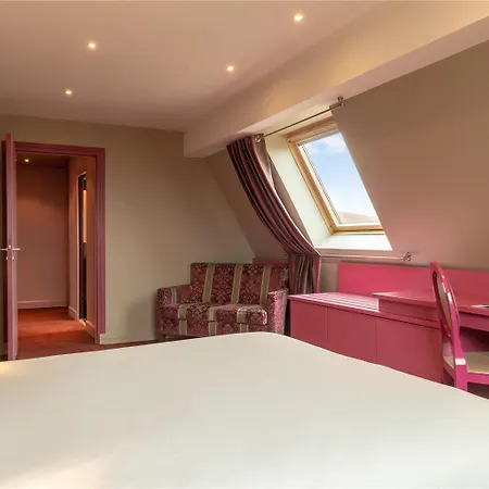 The Originals Boutique, La Maison Rouge, Lens Ouest Hotel 3*