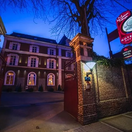 מלון The Originals Boutique, La Maison Rouge, Lens Ouest 3*