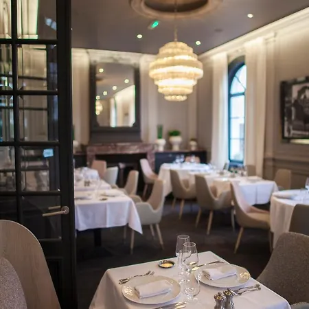 The Originals Boutique, La Maison Rouge, Lens Ouest מלון Noeux-les-Mines