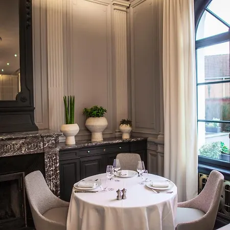 The Originals Boutique, La Maison Rouge, Lens Ouest מלון Noeux-les-Mines